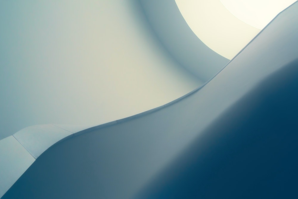 pexels-johannes-plenio-1103970 Gray and White pattern
